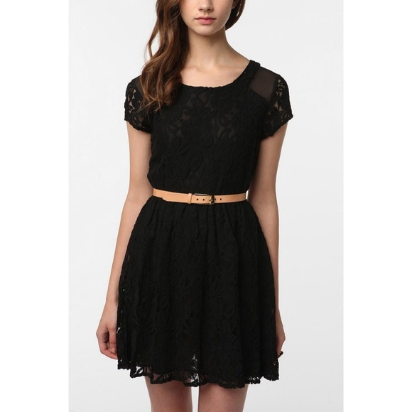 ➡️Last Chance⬅️ Coincidence & Chance Black Lace Dress - Picture 7 of 8